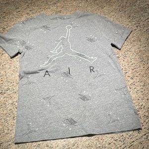 Air Jordan youth t-shirt.